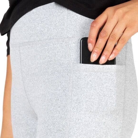 𝅺DOUBLE BRUSHED HIGH-WAIST LEGGINGS - Picture 8 of 10